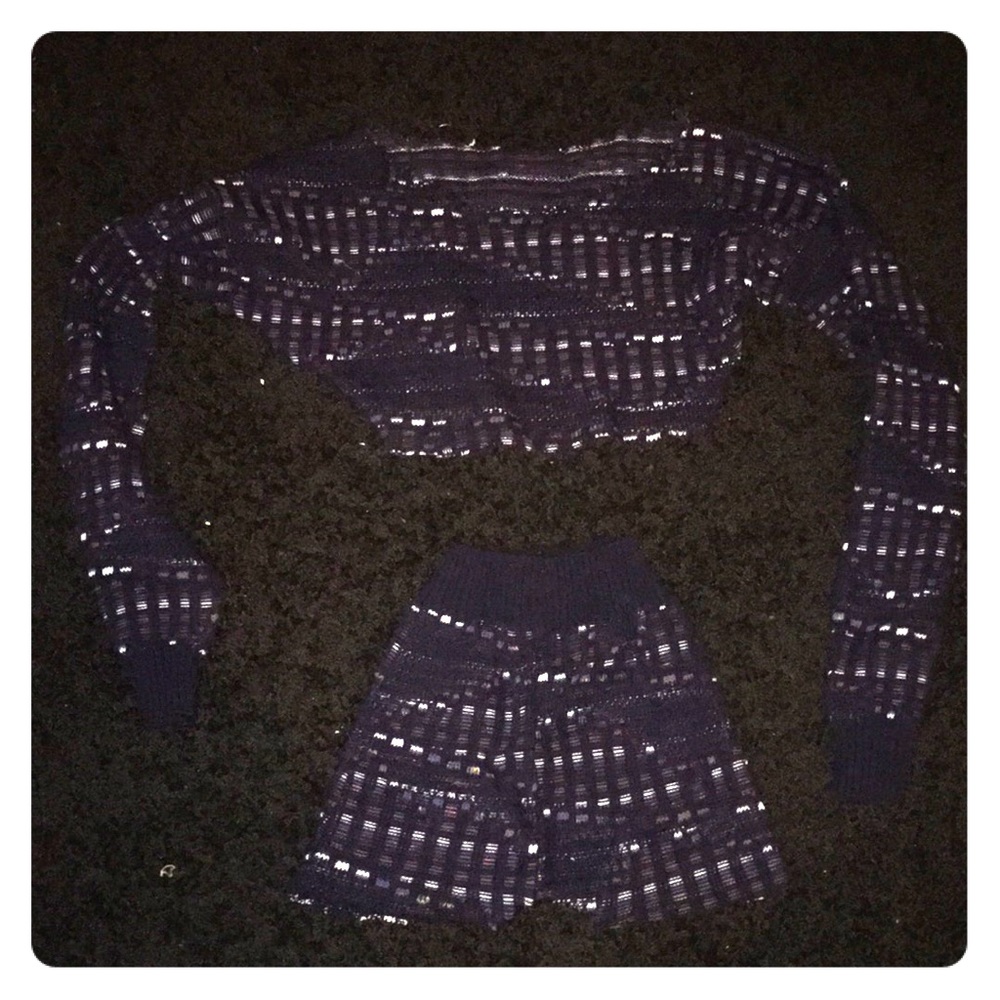 Two piece sweater crop top shorts set